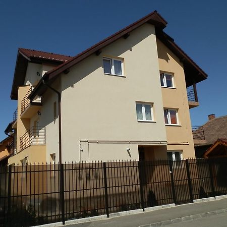 Garsoniera Strada Bucegi Sibiu Exterior foto