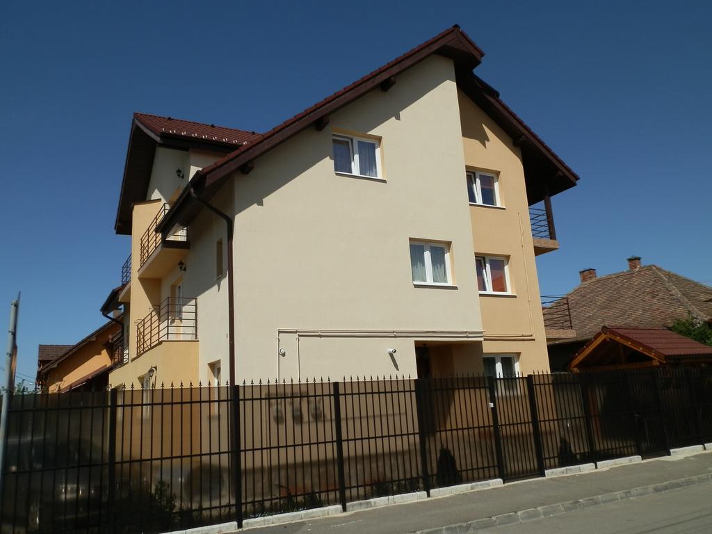 Garsoniera Strada Bucegi Sibiu Exterior foto